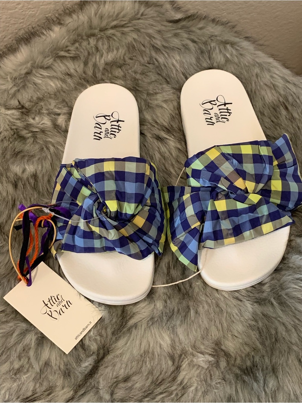 Attic and Barn Tartan Oversized Bow Beach Slides Size 37 EU / 4 US NEW